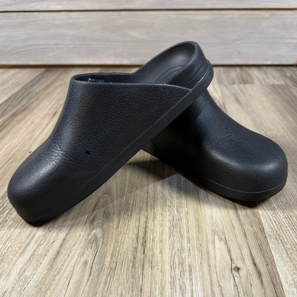 Unisex CROCS Black - Picture 2 of 10